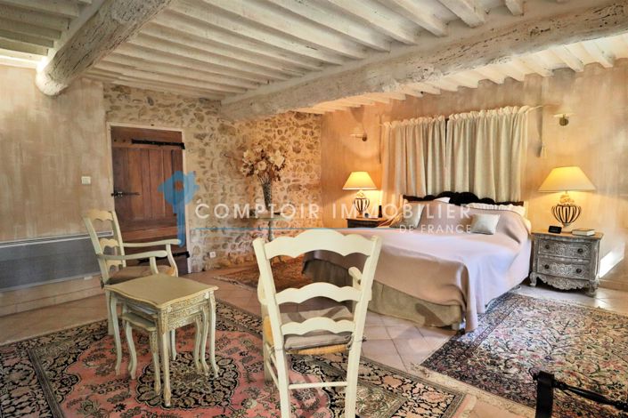 Image No.10-4 Bed House for sale