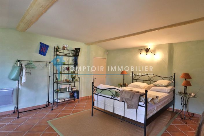 Image No.14-4 Bed House for sale