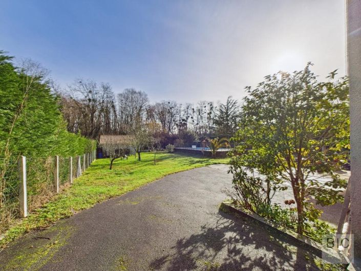 Image No.15-3 Bed House for sale