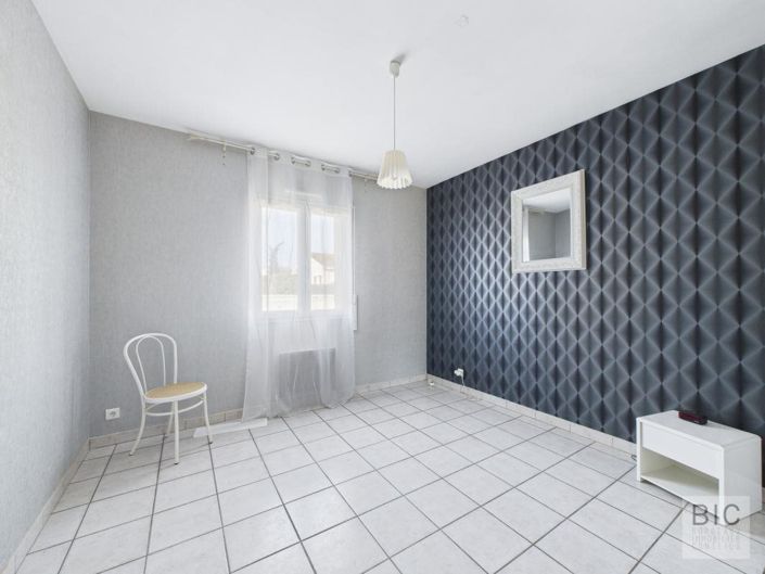 Image No.9-3 Bed House for sale