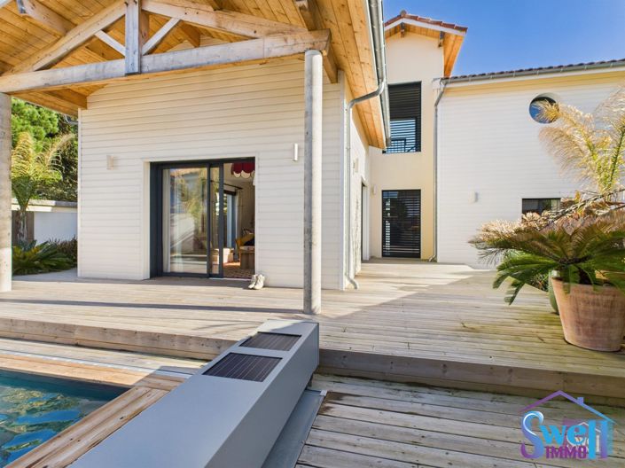 Image No.20-5 Bed House for sale