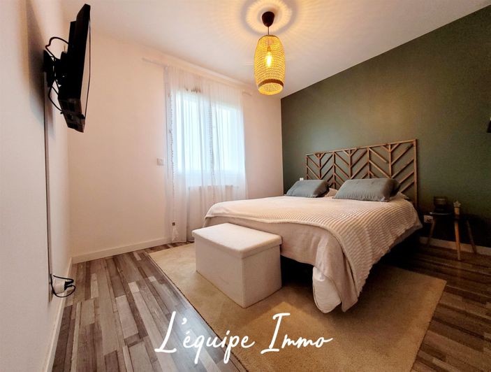 Image No.7-3 Bed House for sale