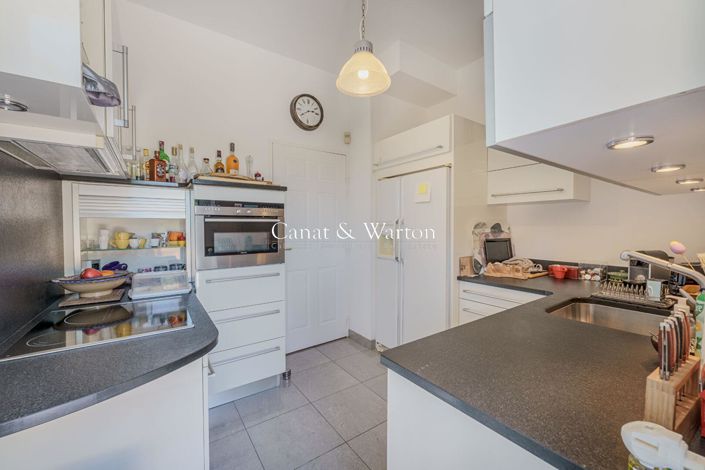 Image No.3-3 Bed Apartment for sale