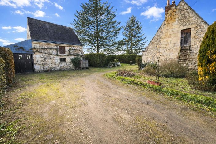 Image No.2-Maison de 1 chambre à vendre à Restigné