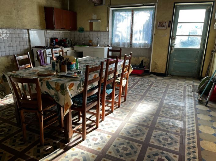 Image No.6-Maison de 1 chambre à vendre à Restigné