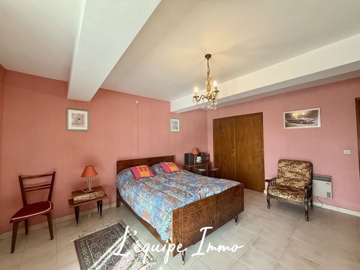 Image No.7-3 Bed House for sale