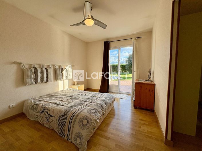 Image No.4-5 Bed House for sale