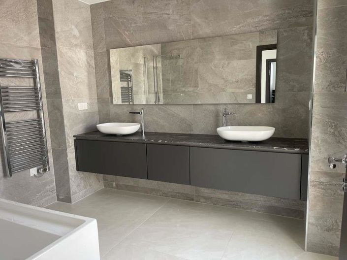 Image No.12-4 Bed House for sale