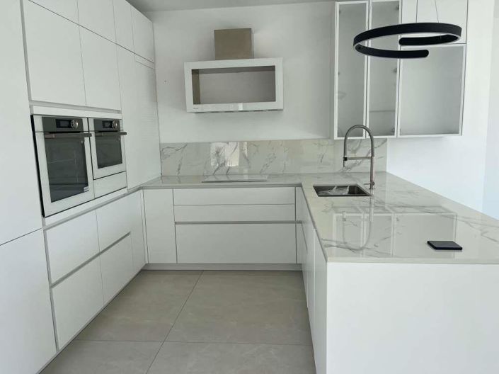 Image No.4-4 Bed House for sale