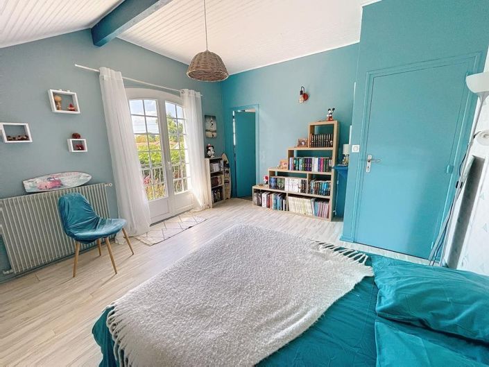 Image No.16-7 Bed House for sale