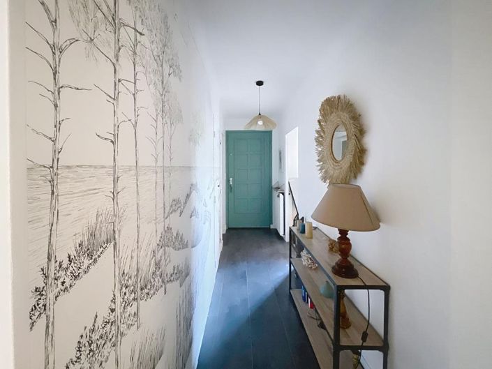 Image No.5-7 Bed House for sale