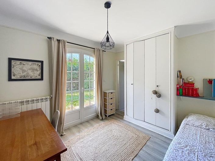 Image No.9-7 Bed House for sale