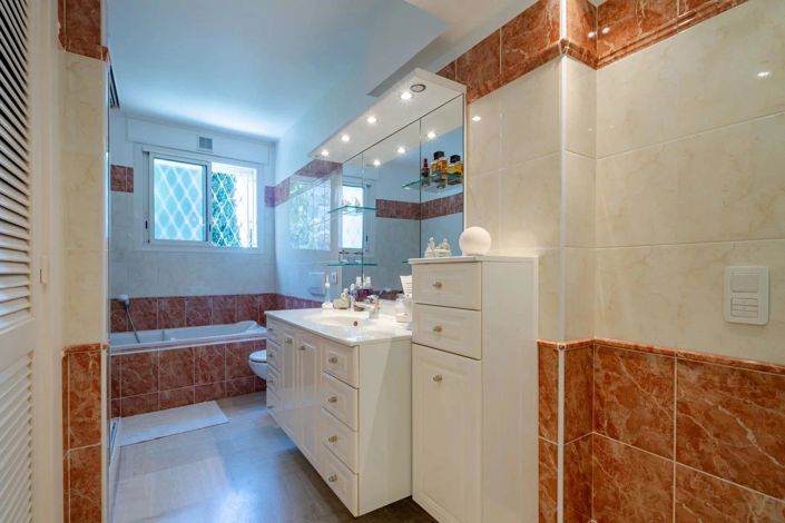 Image No.17-2 Bed Apartment for sale