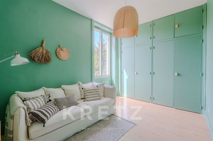 Image No.19-13 Bed House for sale