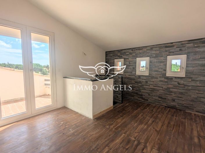 Image No.12-3 Bed House for sale