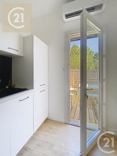 Image No.15-3 Bed House for sale