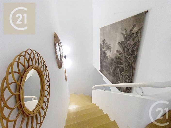 Image No.16-3 Bed House for sale