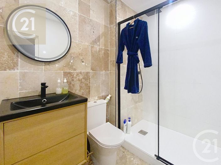 Image No.17-3 Bed House for sale