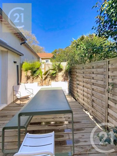 Image No.2-3 Bed House for sale