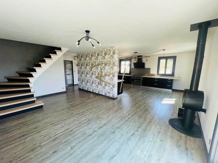 Image No.4-Maison de 4 chambres à vendre à Ruoms