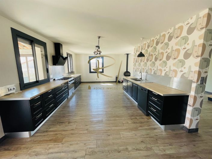 Image No.5-Maison de 4 chambres à vendre à Ruoms