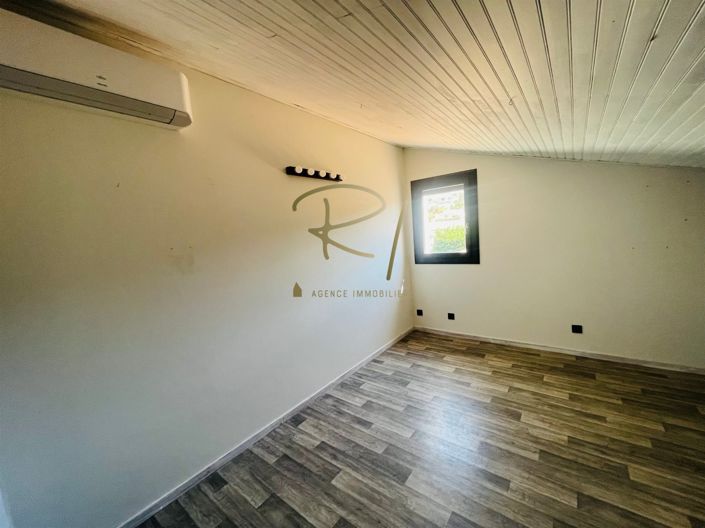 Image No.6-Maison de 4 chambres à vendre à Ruoms