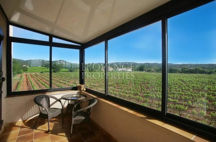 Image No.7-5 Bed House for sale