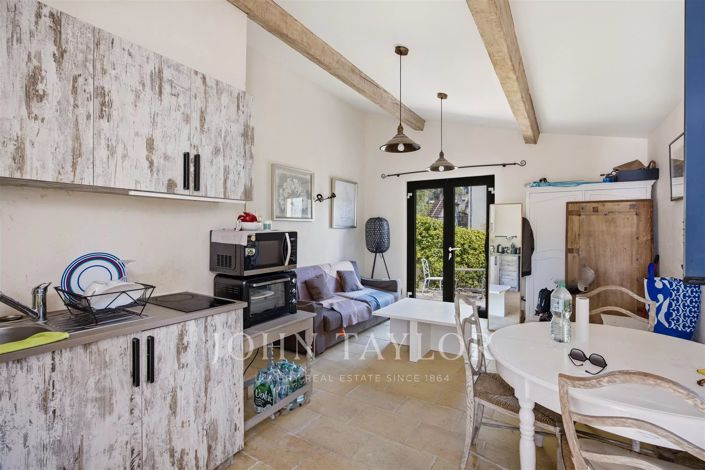 Image No.32-9 Bed House for sale