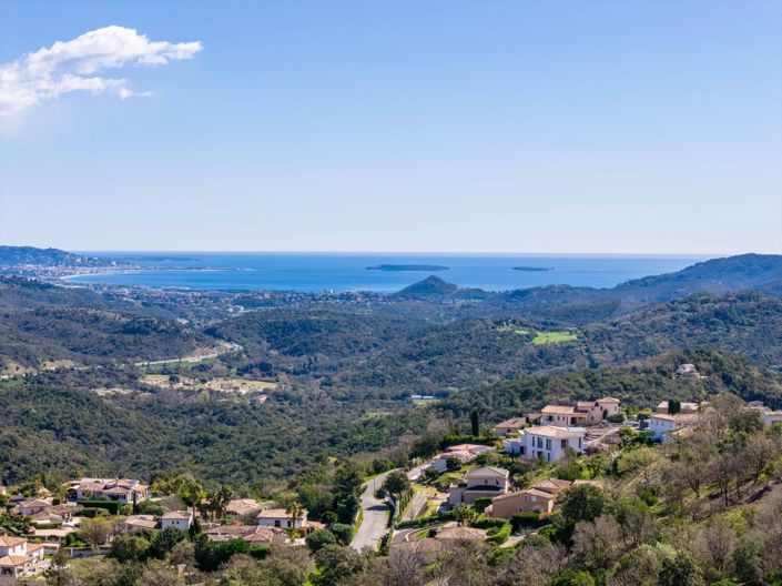 Image No.6-Maison de 4 chambres à vendre à Les Adrets-de-l'Estérel