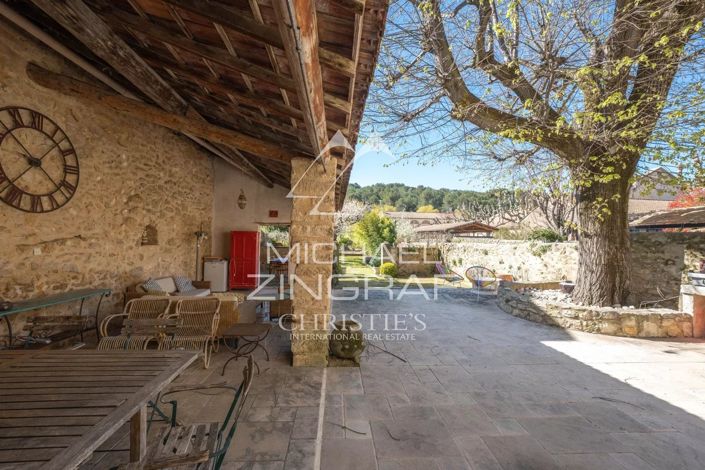 Image No.16-7 Bed House for sale