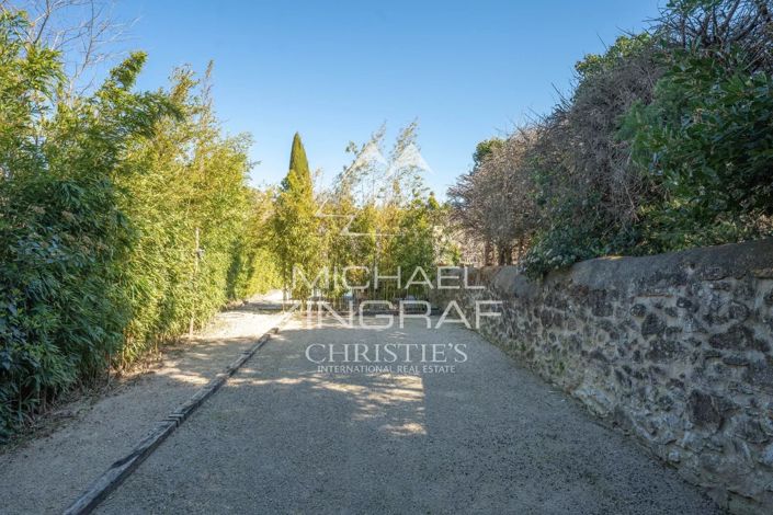 Image No.17-7 Bed House for sale