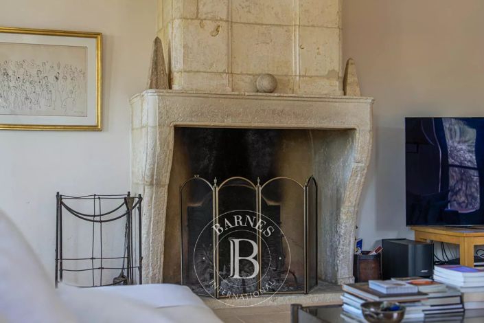 Image No.11-5 Bed House for sale