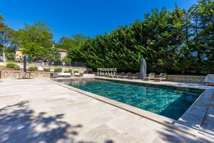 Image No.12-5 Bed Property for sale