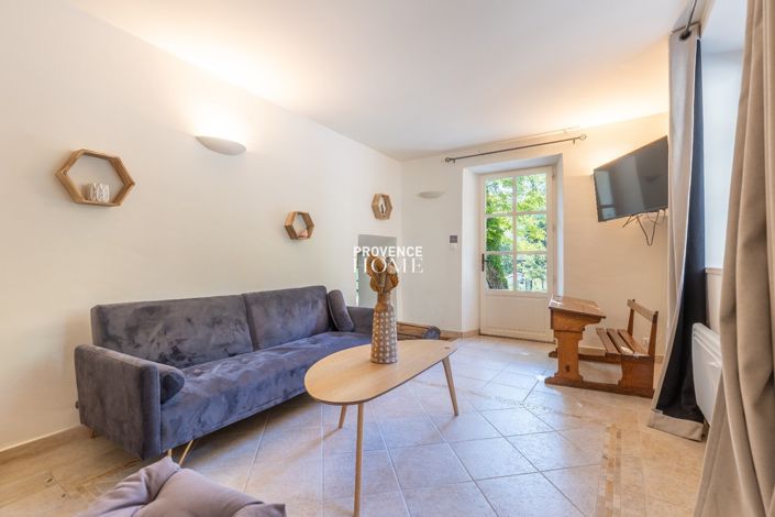 Image No.14-5 Bed Property for sale