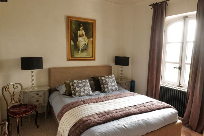 Image No.14-3 Bed Property for sale
