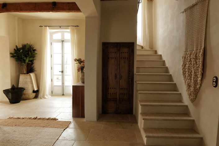 Image No.8-3 Bed Property for sale