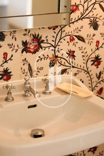 Image No.16-6 Bed House for sale