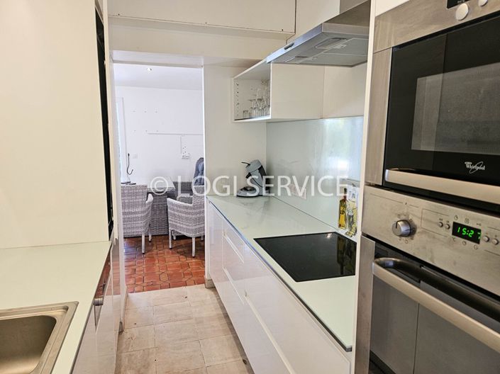 Image No.6-2 Bed House for sale