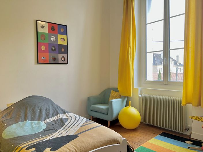 Image No.12-5 Bed House for sale