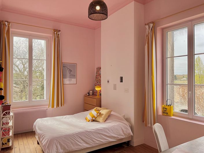 Image No.9-5 Bed House for sale