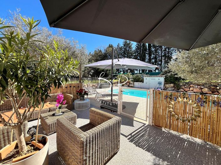 Image No.17-5 Bed House for sale