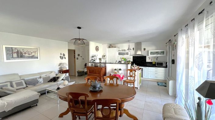 Image No.5-Appartement de 2 chambres à vendre à Six-Fours-les-Plages