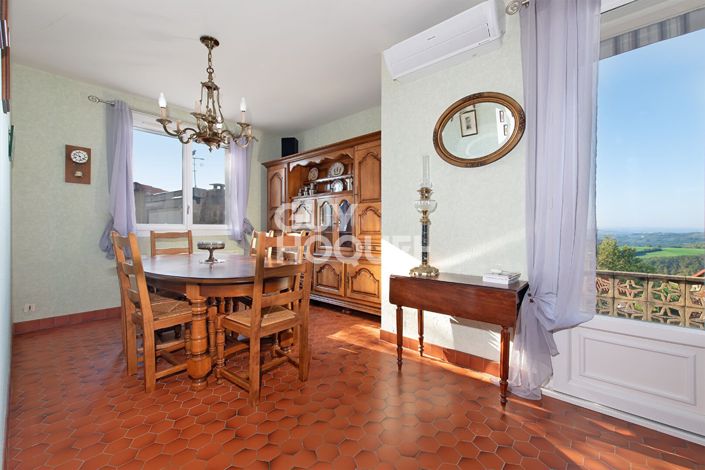 Image No.3-3 Bed House for sale