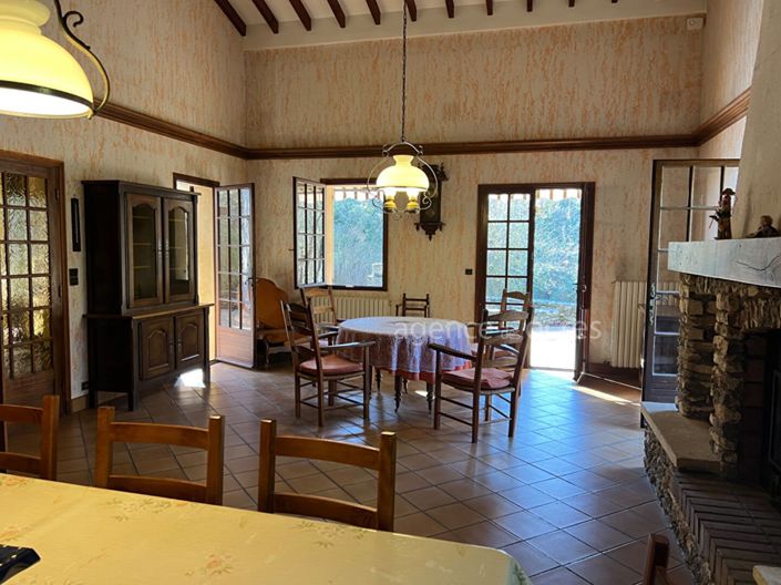 Image No.12-3 Bed House for sale