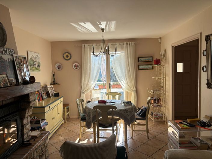 Image No.5-4 Bed House for sale