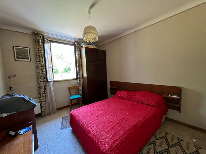 Image No.16-3 Bed House for sale