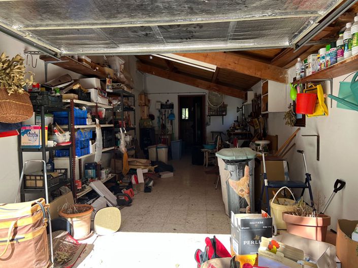 Image No.17-3 Bed House for sale