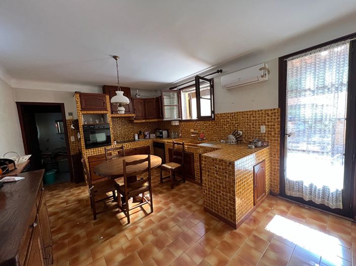 Image No.3-3 Bed House for sale