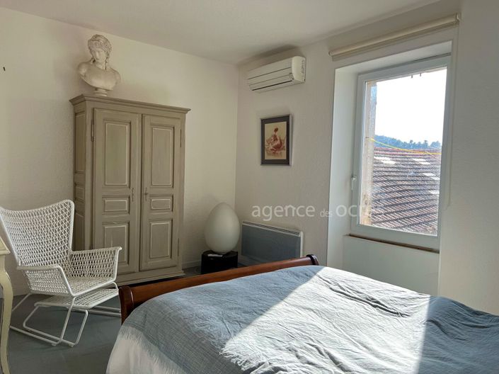 Image No.2-4 Bed House for sale