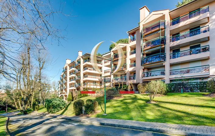 Image No.11-3 Bed Apartment for sale